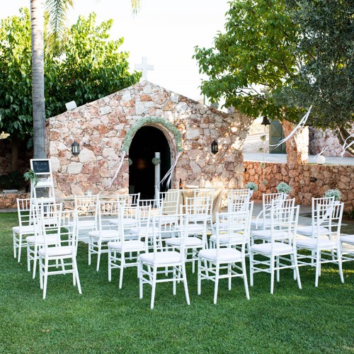 Wedding venue in Athens with church